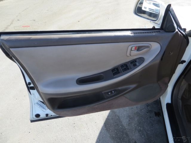 1994 Lexus ES Base Sedan 4-Door - photo 10