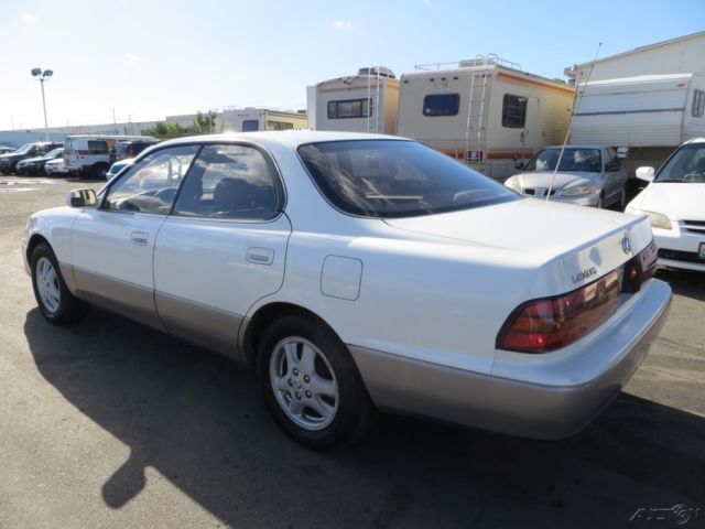 1994 Lexus ES Base Sedan 4-Door - photo 3