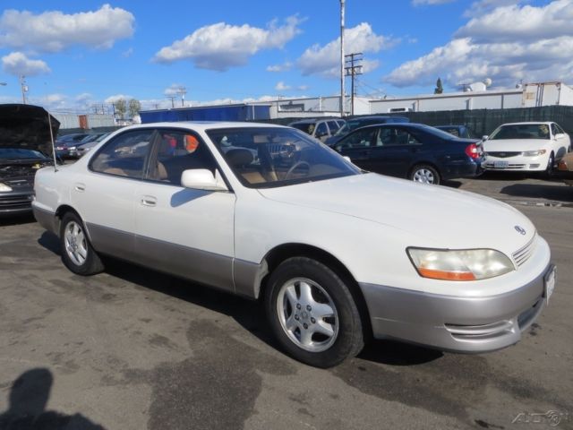 1994 Lexus ES Base Sedan 4-Door - photo 7