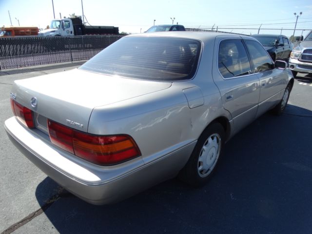 1994 Lexus LS - photo 6