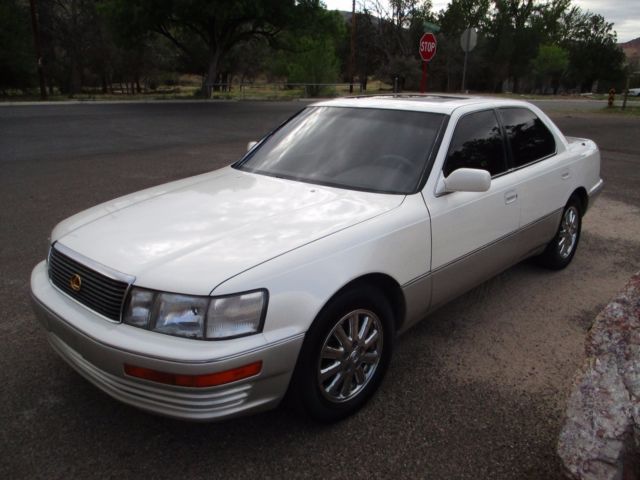 1994 Lexus LS 4 dr - photo 5