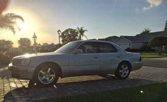 1994 Lexus LS - photo 4