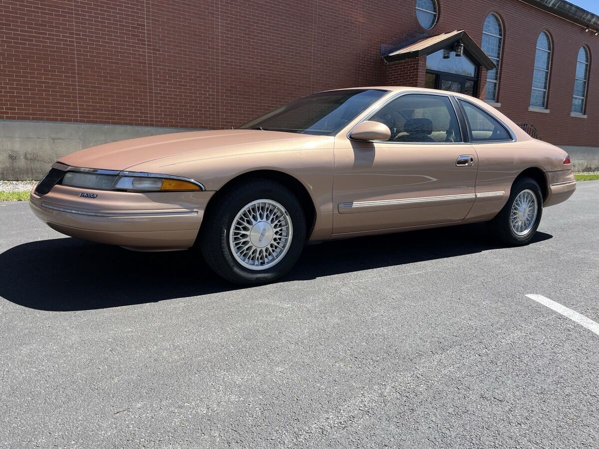 1994 Lincoln Mark Series - photo 2