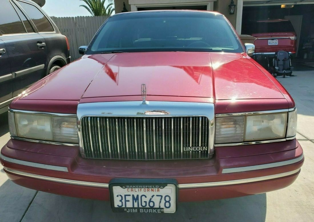 1994 Lincoln Town Car SIGNATURE - photo 3