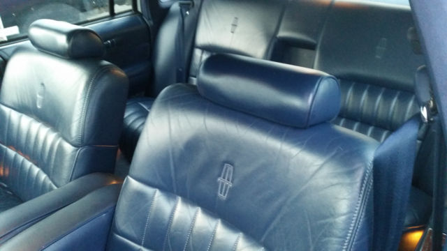 1994 Lincoln Town Car - photo 10