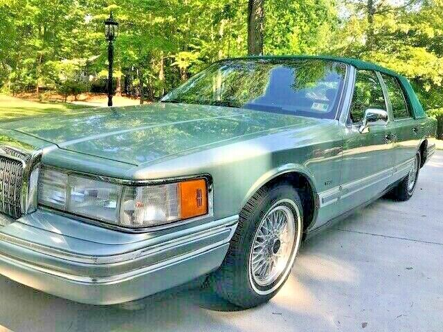 1994 Lincoln Town Car - photo 6