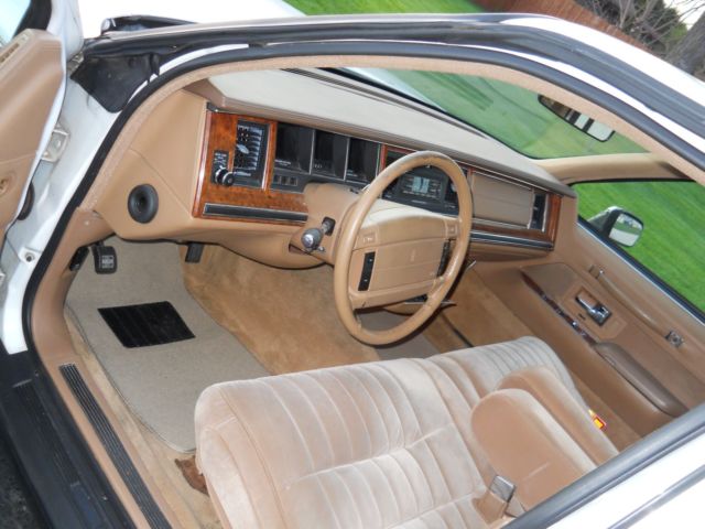 1994 Lincoln Town Car Exucative - photo 12