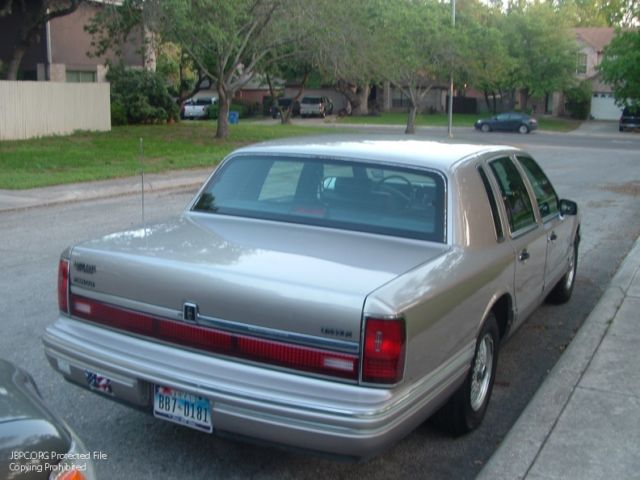 1994 Lincoln Town Car - photo 6