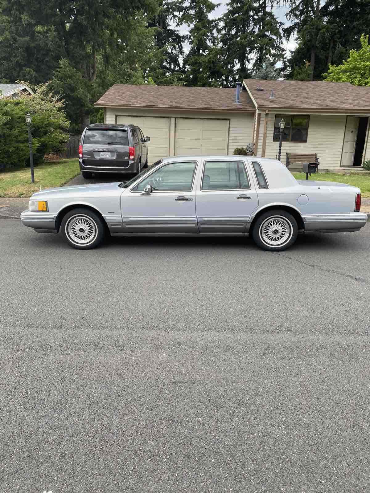 1994 Lincoln Town Car CARTIER