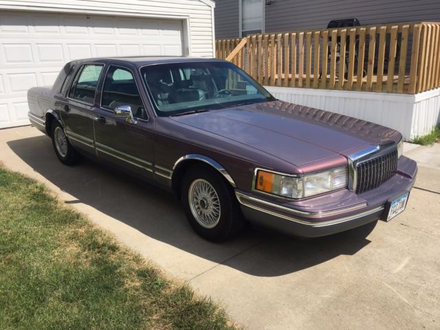1994 Lincoln Town Car Signature - photo 11