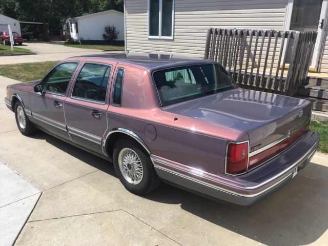 1994 Lincoln Town Car Signature - photo 13