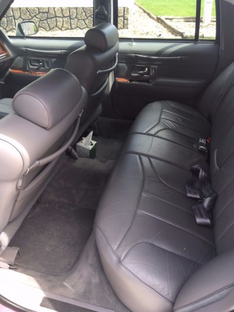 1994 Lincoln Town Car Signature - photo 7