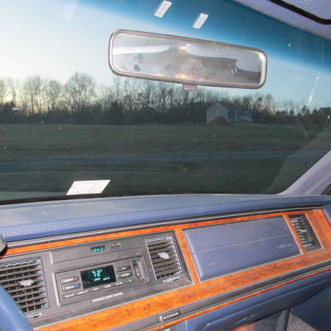 1994 Lincoln Town Car - photo 10