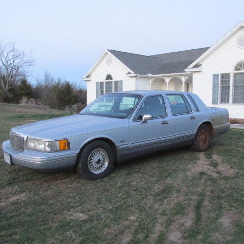 1994 Lincoln Town Car - photo 3