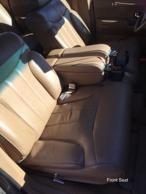 1994 Lincoln Town Car Signature Series - photo 6