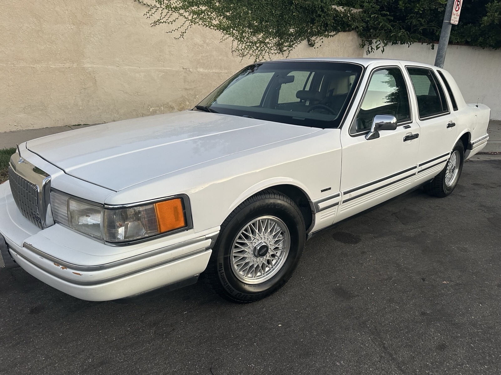 1994 Lincoln Town Car EXECUTIVE - photo 5