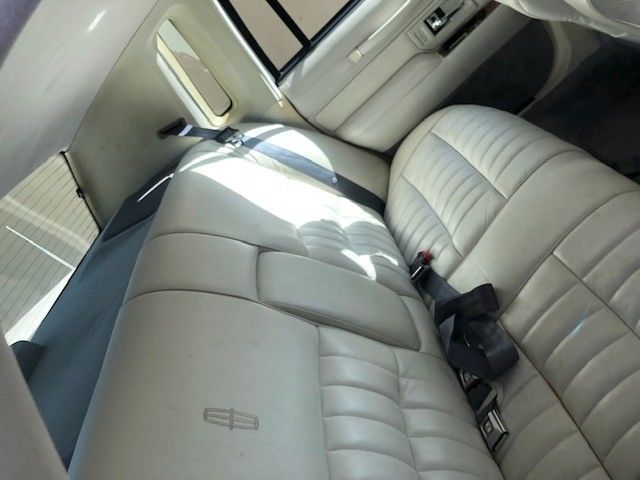 1994 Lincoln Town Car - photo 8