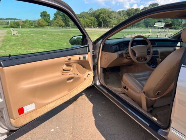 1994 Lincoln Mark Series Base 2dr Coupe - photo 3