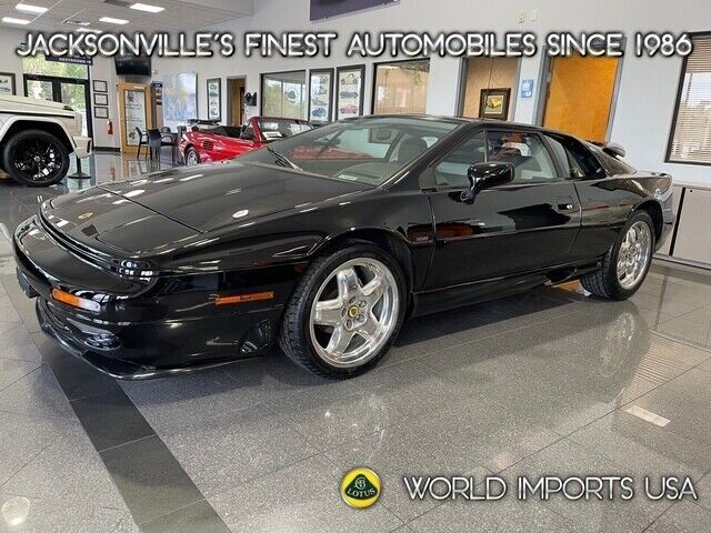 1994 LOTUS ESPRIT S4 COUPE - (MUSUEM QUALITY COLLECTOR SERIES) 1994 LOTUS Esprit S4 COUPE - (MUSUEM QUALITY COLLECTOR SERIES)