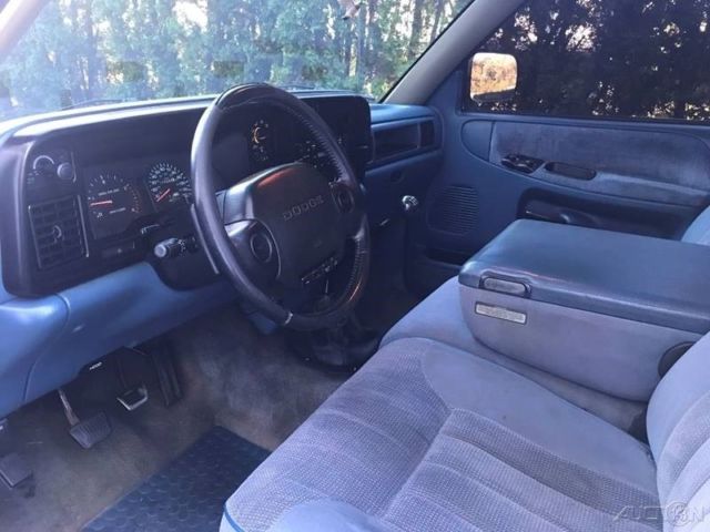 1994 Dodge Ram 3500 LT 2dr Standard Cab LB - photo 10