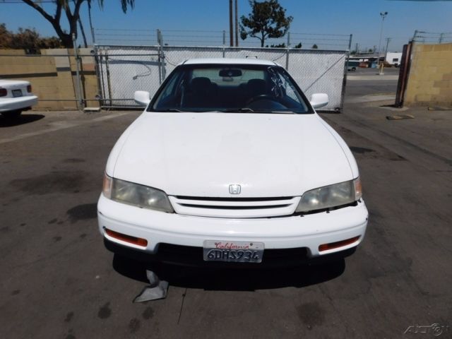 1994 Honda Accord LX - photo 8