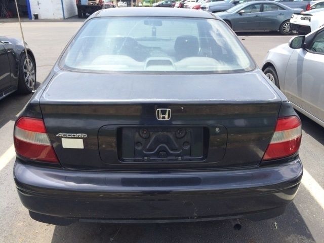 1994 Honda Accord LX - photo 5