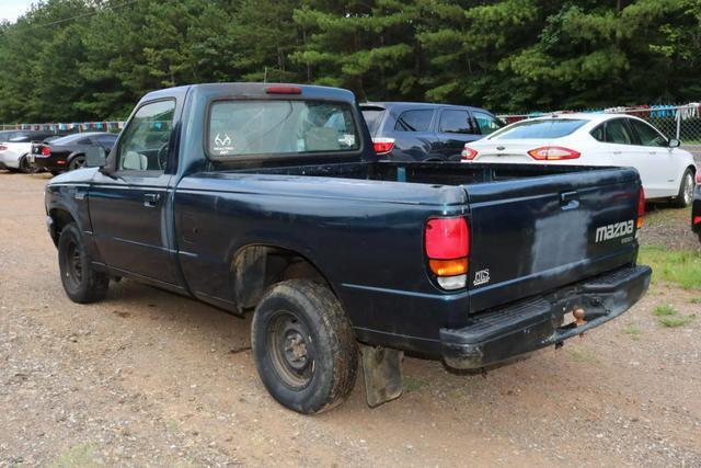 1994 MAZDA B-Series Regular Cab B2300 Short Bed - photo 8