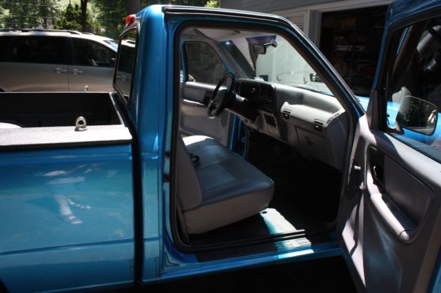 1994 Mazda B-Series Pickups - photo 11