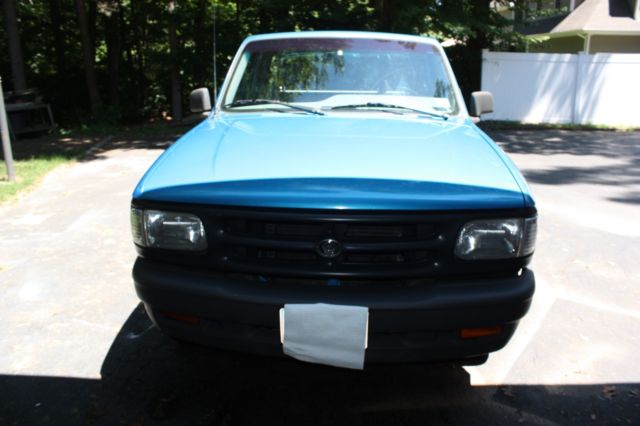1994 Mazda B-Series Pickups - photo 8