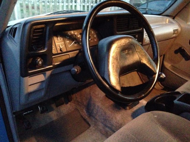 1994 Mazda B-Series Pickups B3000 - photo 9
