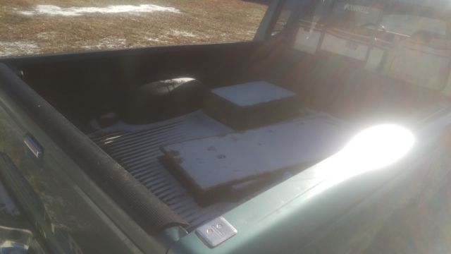 1994 Mazda B-Series Pickups Standard power options Windows door locks AC - photo 5
