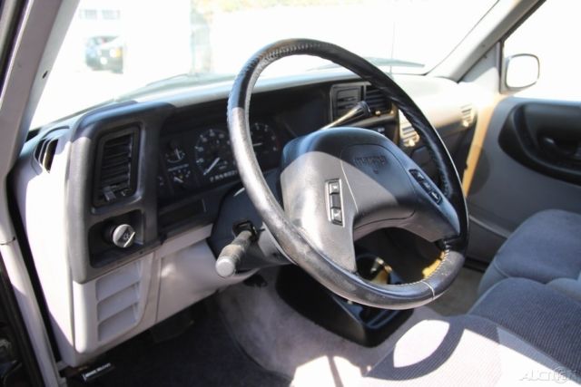 1994 Mazda B-Series Pickups LE - photo 11