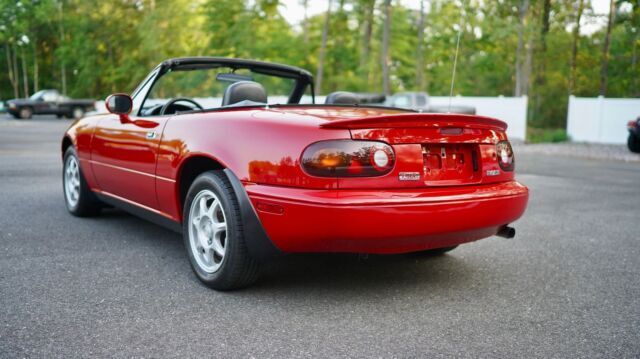 1994 Mazda MX-5 Miata 2dr Convertible - photo 11