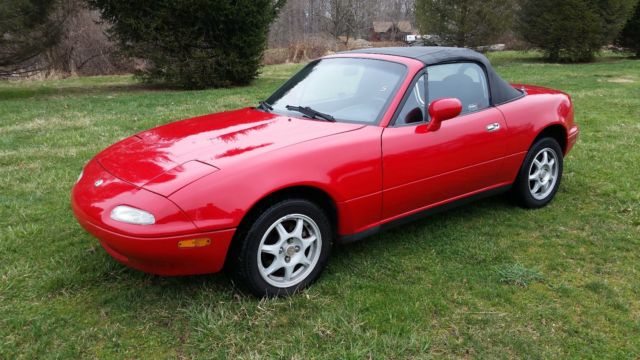 1994 Mazda Miata - Automatic! In fantastic condition. Engine Just REBUILT! 1994 Mazda MX-5 Miata