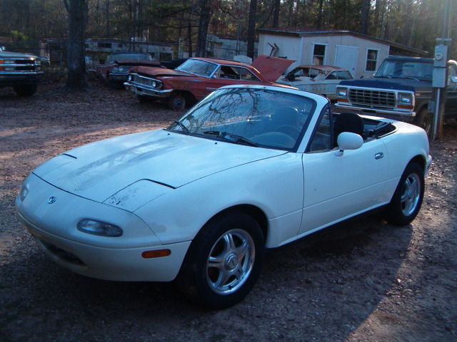 1994 MAZDA MIATA MX-5 ROADSTER CONVERTIBLE*5 SPEED MANUAL*SOLID CAR 1994 Mazda MX-5 Miata base