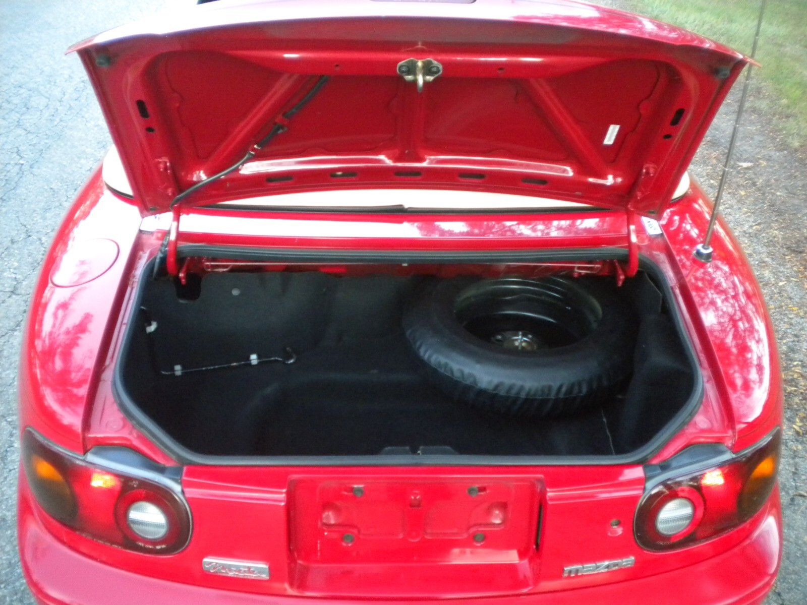 1994 Mazda MX-5 Miata 5-Speed *NO RESERVE* Cold Air - photo 13