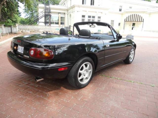 1994 Mazda MX-5 Miata Base 2dr Convertible - photo 9