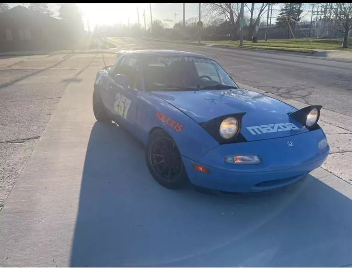 1994 Mazda Mx-5 Miata Coupe Blue MX-5 Hardtop 1994 Mazda MX-5 Miata MX-5 Hardtop