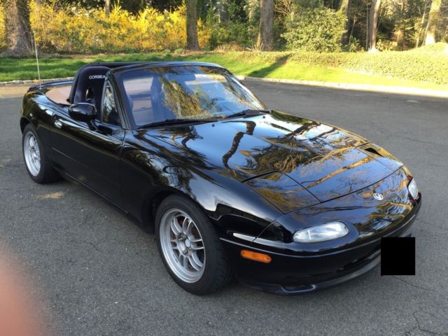 1994 Mazda MX-5 Miata Grand Touring Convertible 2-Door 1994 Mazda MX-5 Miata Grand Touring