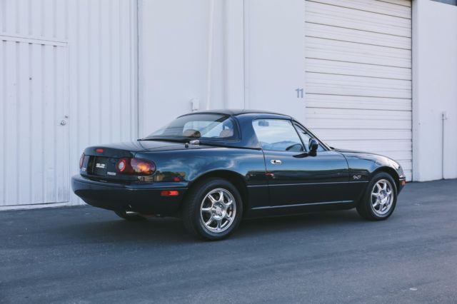 1994 Mazda MX-5 Miata M Edition | 15k-mile Lady-Owned Survivor 1994 Mazda MX-5 Miata M Edition