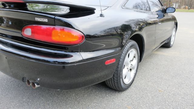 1994 Mazda MX-6 LS - Sunroof - Alloys - Spoiler - photo 9