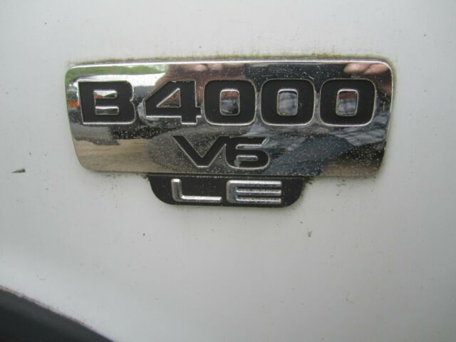 1994 Mazda B-Series Pickups - photo 8