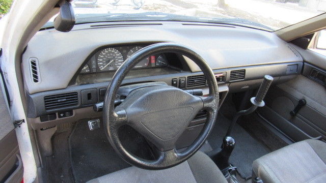 1994 Mazda Protege - photo 9