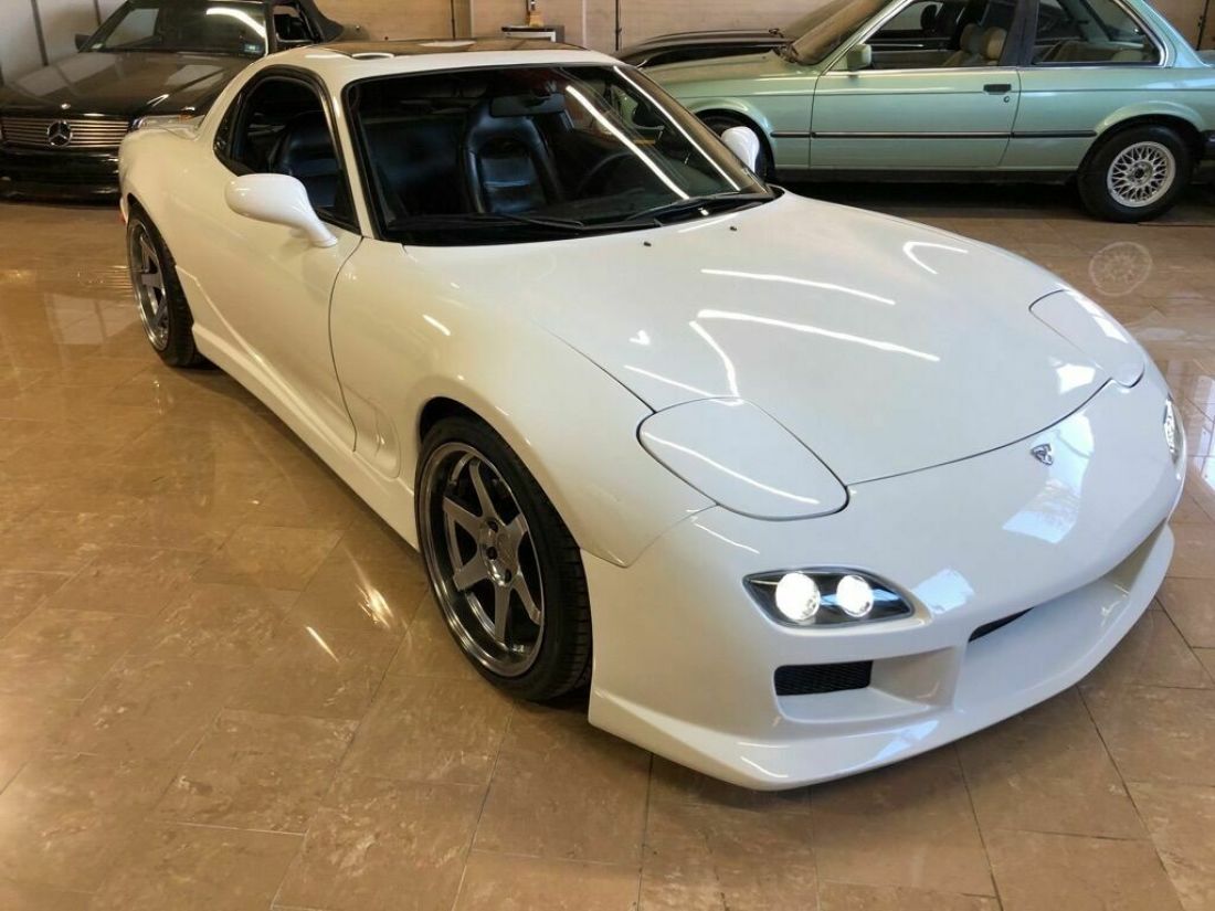 1994 Mazda RX-7 Turbo 2dr Hatchback Automatic 4-Speed RWD 1.3L Twin Turbocharger 1994 Mazda RX-7 Turbo 2dr Hatchback