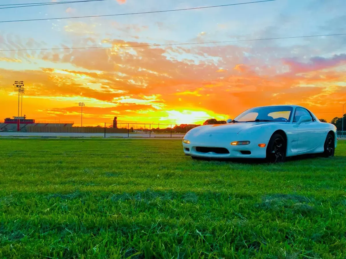 1994 Mazda RX-7 White RWD Manual 1994 Mazda RX-7