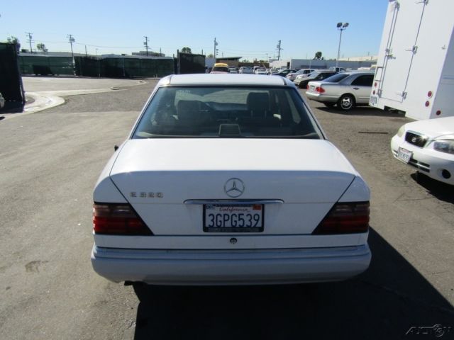 1994 Mercedes-Benz E-Class E320 - photo 4