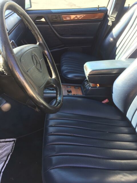 1994 Mercedes-Benz 300-Series -- - photo 7