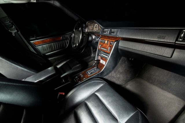 1994 Mercedes-Benz 500-Series -- - photo 8