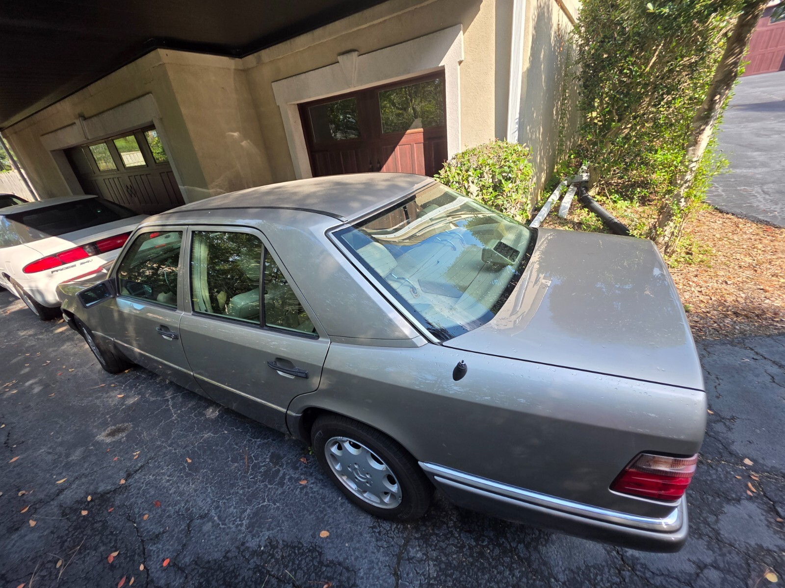 1994 Mercedes-Benz E-Class 320 BASE - photo 11