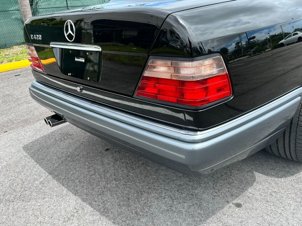 1994 Mercedes-Benz E-Class E 420 4dr Sedan - photo 11